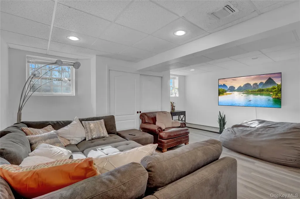 108 Hunter Avenue Miller Place NY 11764