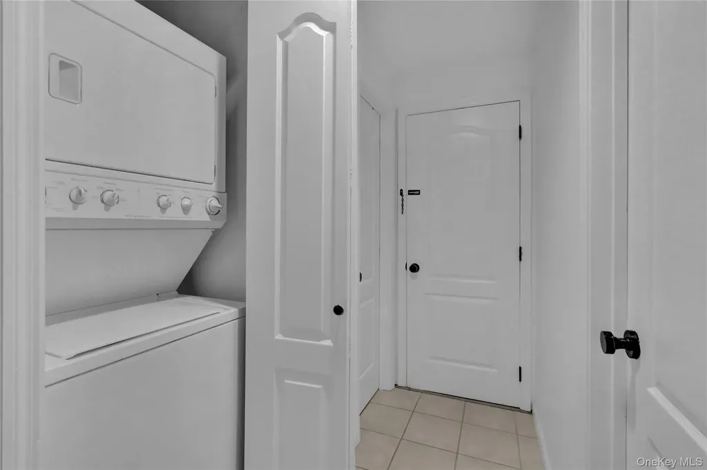 108 Hunter Avenue Miller Place NY 11764