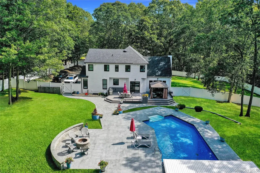 108 Hunter Avenue Miller Place NY 11764