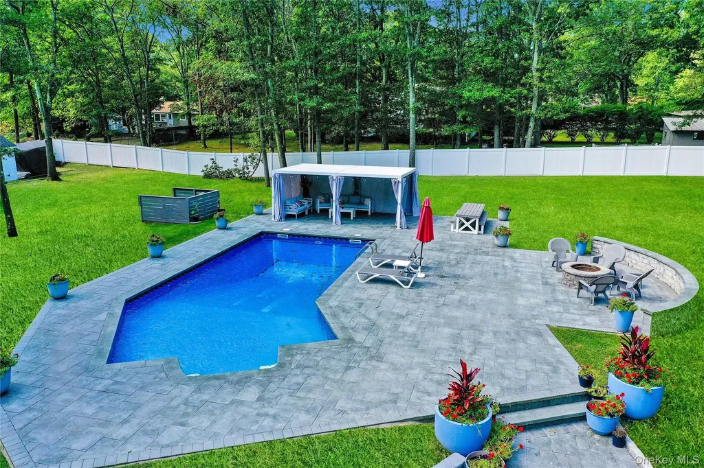 108 Hunter Avenue Miller Place NY 11764