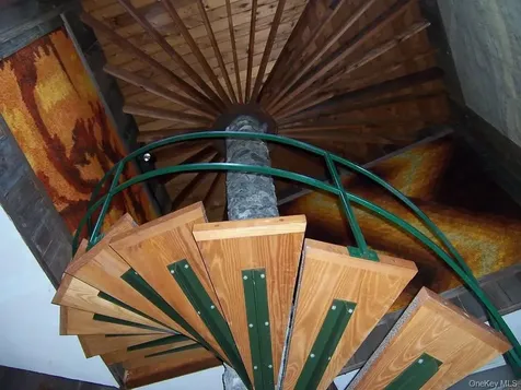 60 Woods Road Tuxedo Park NY 10987