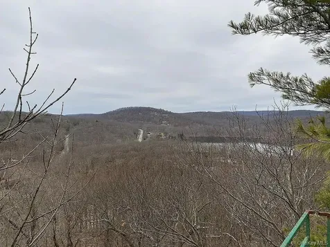 60 Woods Road Tuxedo Park NY 10987