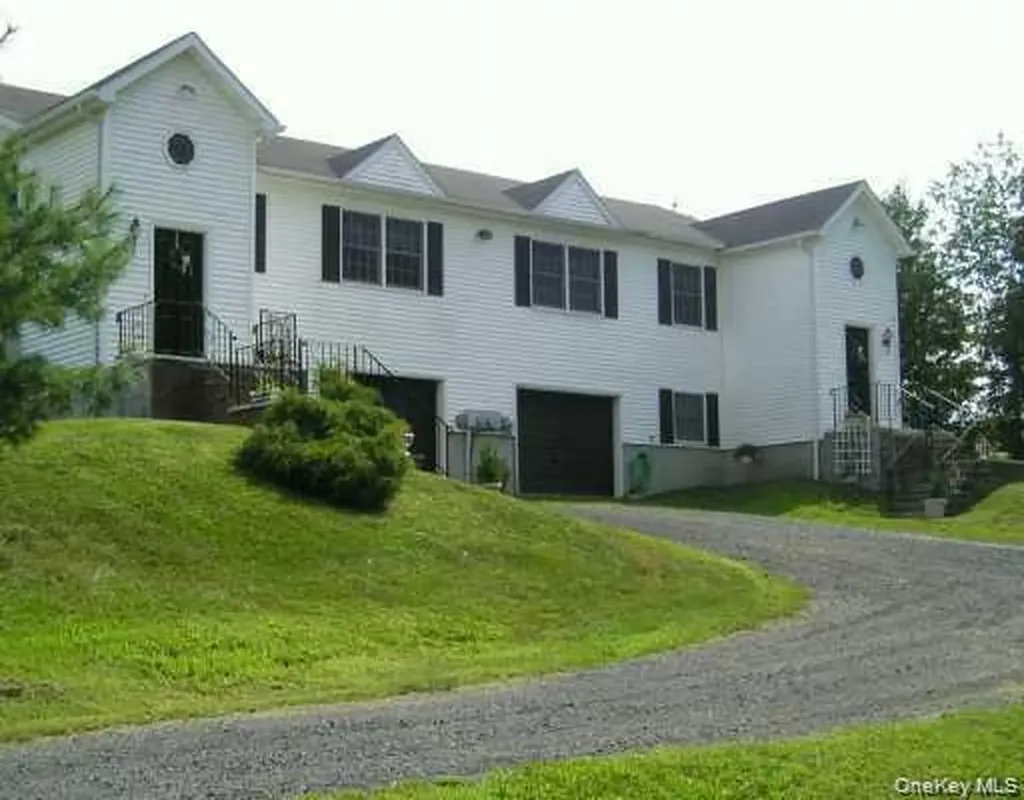 333 Collabar Road Montgomery NY 12549