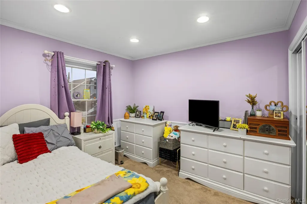 2906 Lawrence Drive Wantagh NY 11793