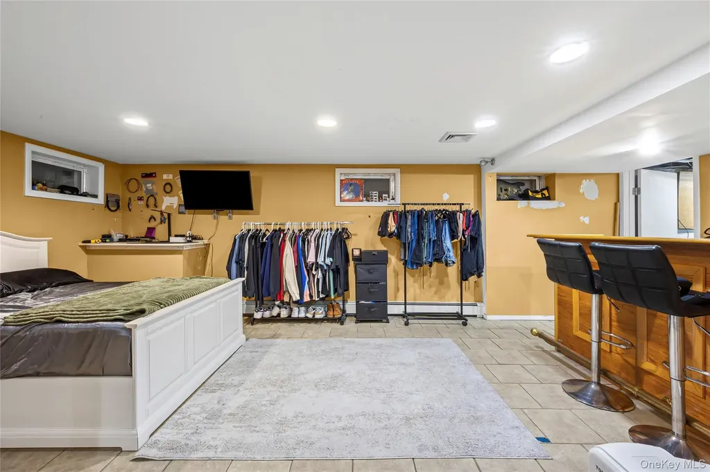 2906 Lawrence Drive Wantagh NY 11793