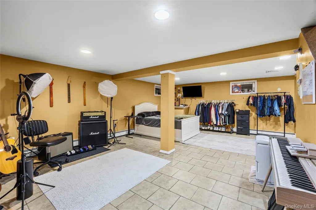 2906 Lawrence Drive Wantagh NY 11793