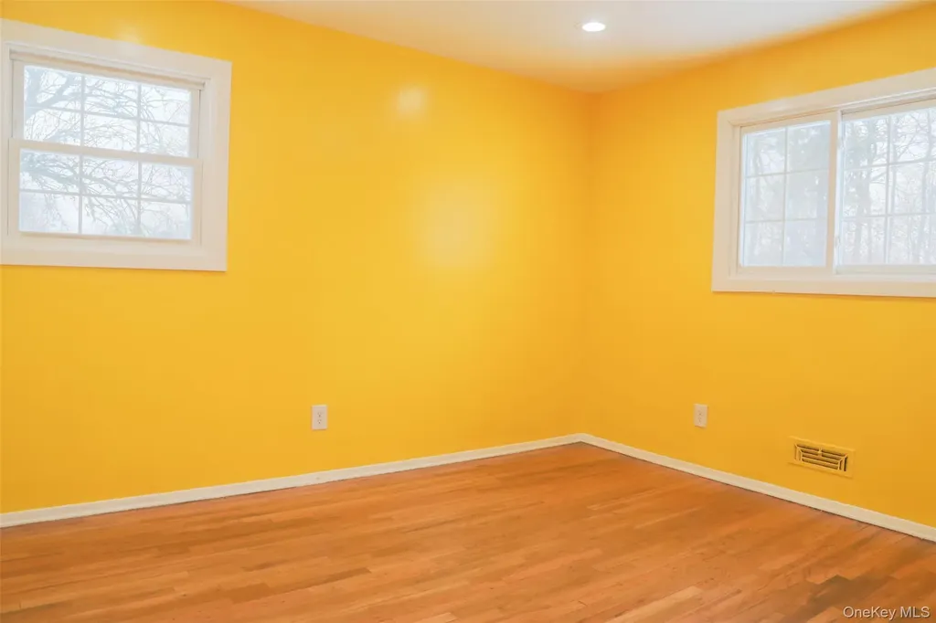188 Forrest Place Bay Shore NY 11706