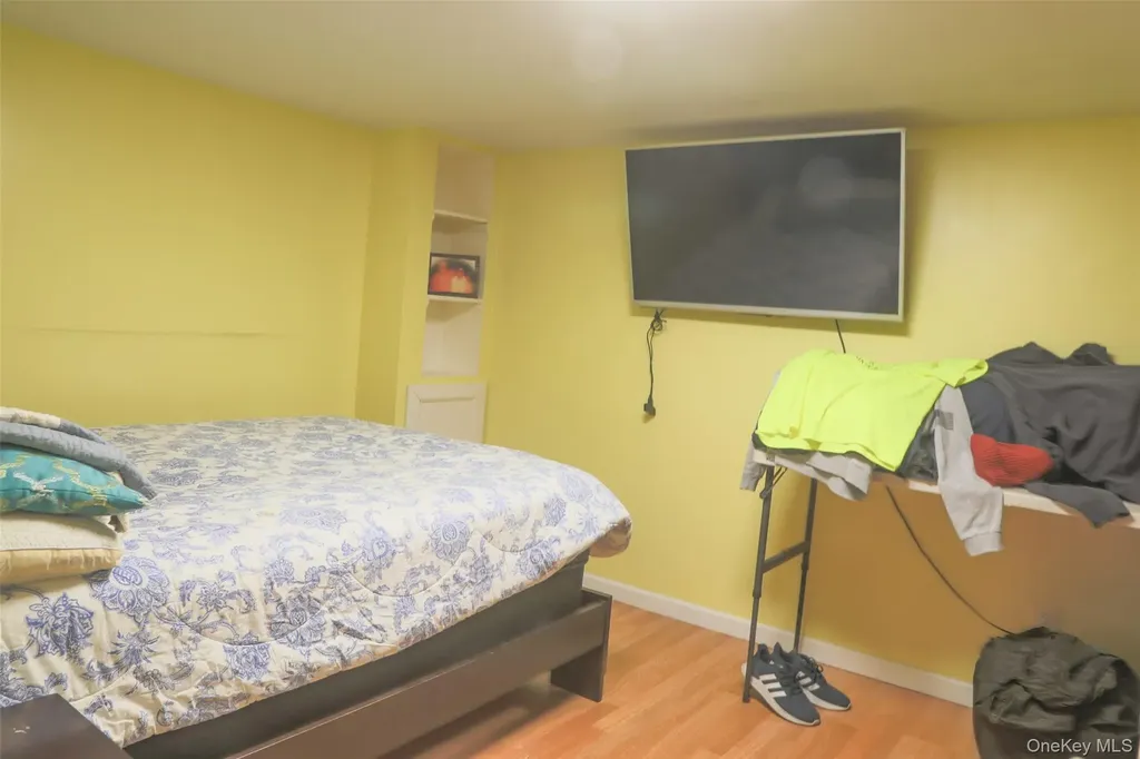 188 Forrest Place Bay Shore NY 11706
