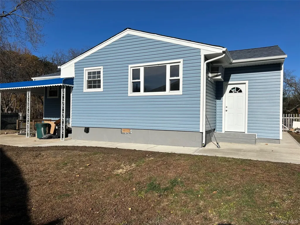 188 Forrest Place Bay Shore NY 11706