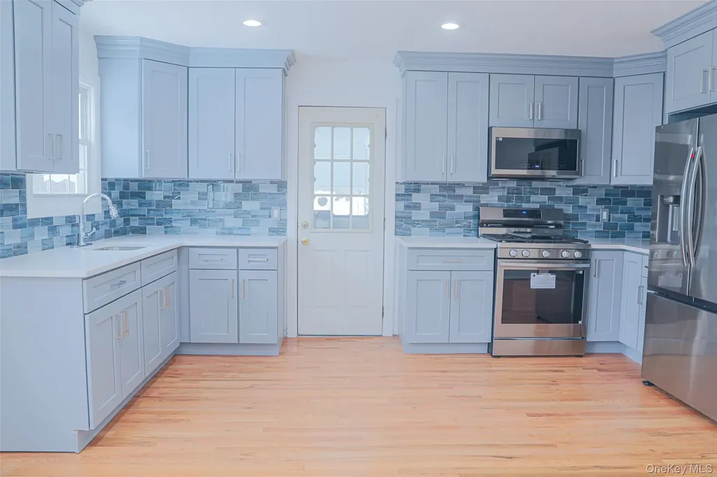 188 Forrest Place Bay Shore NY 11706