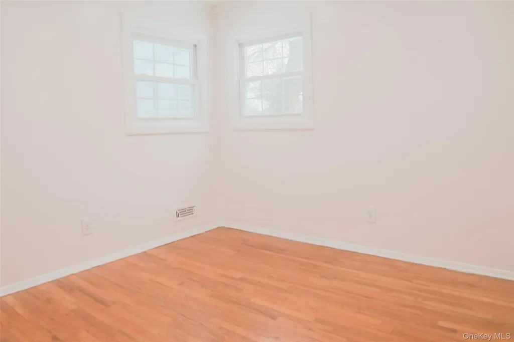 188 Forrest Place Bay Shore NY 11706