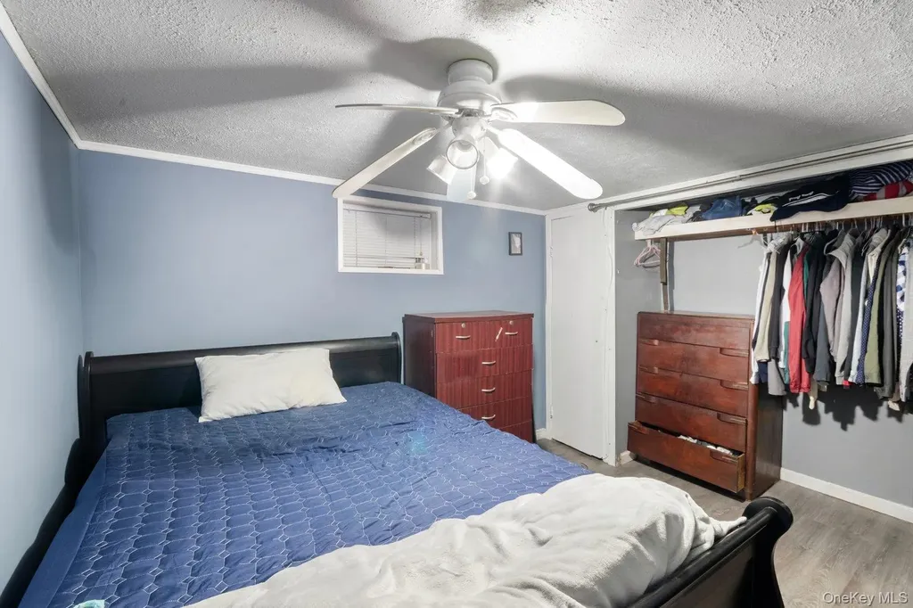 250 Spur Drive S Bay Shore NY 11706