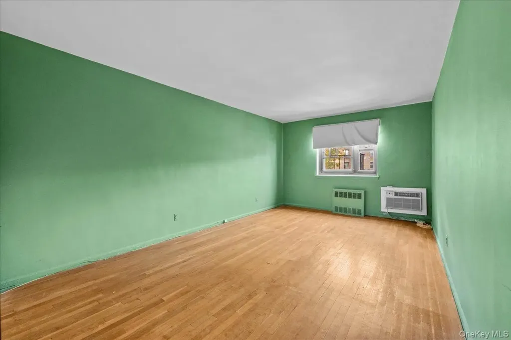 8935 155th Avenue Howard Beach NY 11414