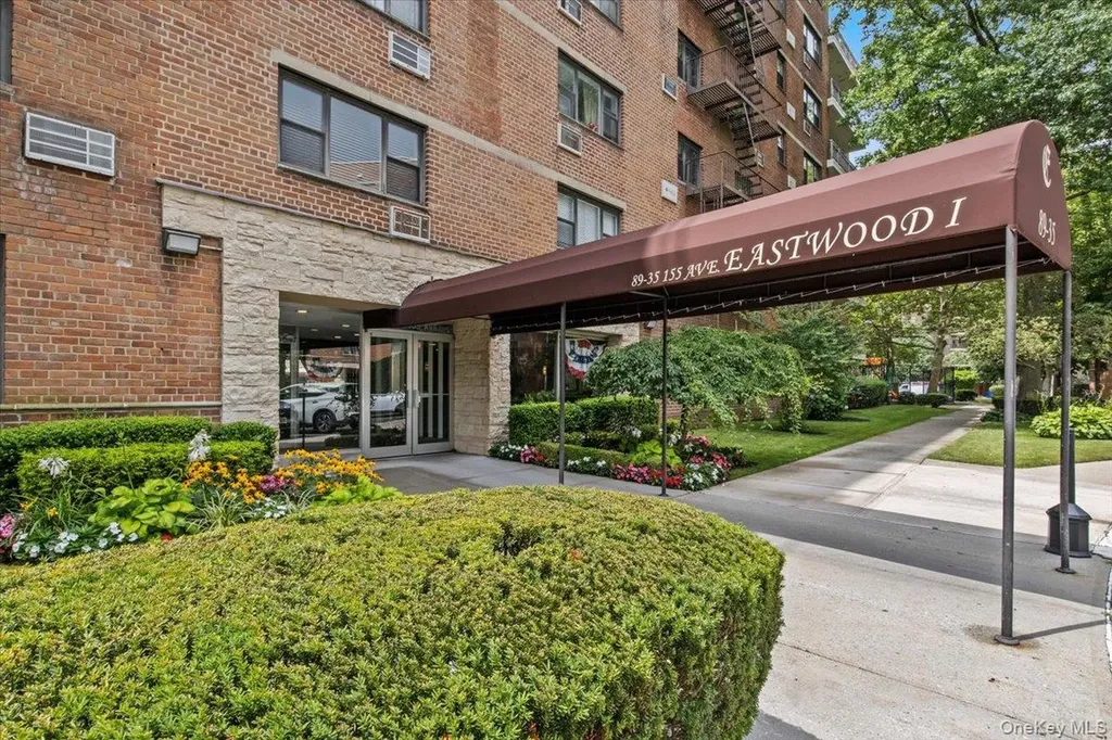 8935 155th Avenue Howard Beach NY 11414