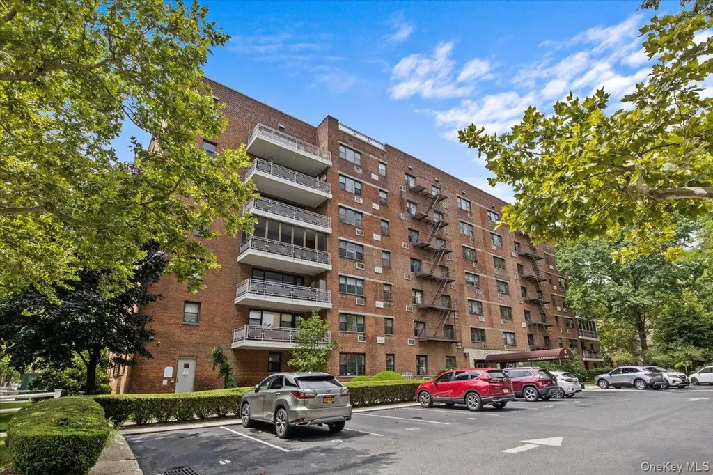 8935 155th Avenue Howard Beach NY 11414