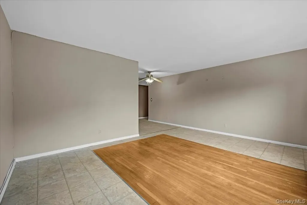 8935 155th Avenue Howard Beach NY 11414