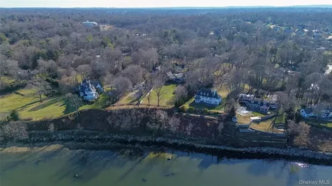 5 Cedar Lane Glen Cove NY 11542