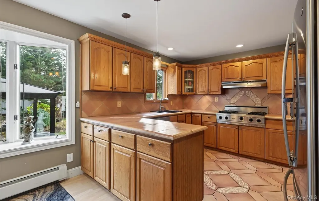 110 Florida Avenue Commack NY 11725
