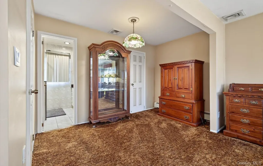 110 Florida Avenue Commack NY 11725