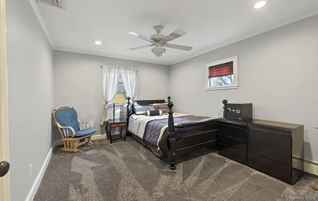 110 Florida Avenue Commack NY 11725