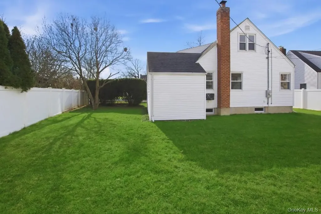 57 Remson Street Valley Stream NY 11580