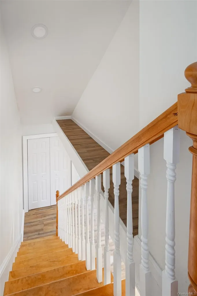 4 Walnut Street Poughkeepsie NY 12601