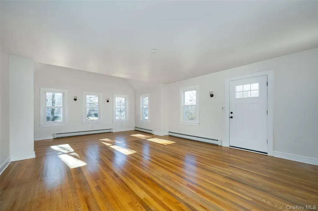 4 Walnut Street Poughkeepsie NY 12601
