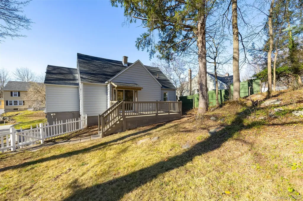 4 Walnut Street Poughkeepsie NY 12601