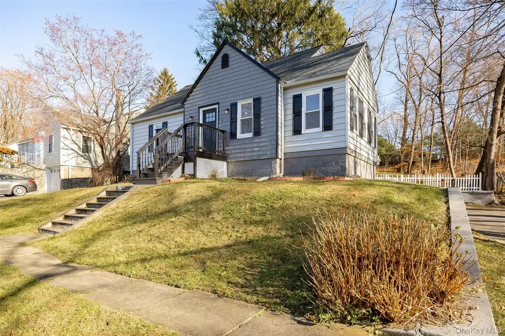 4 Walnut Street Poughkeepsie NY 12601