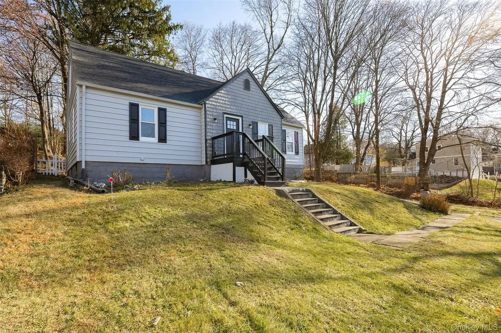 4 Walnut Street Poughkeepsie NY 12601