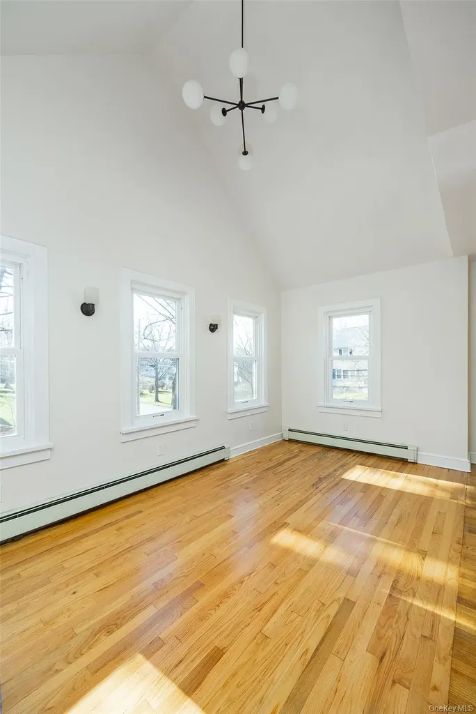 4 Walnut Street Poughkeepsie NY 12601