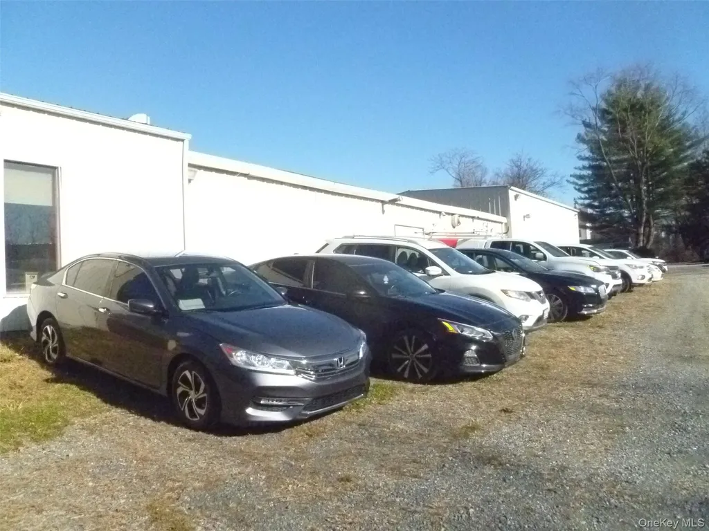 1104 Route 9w Marlboro NY 12542