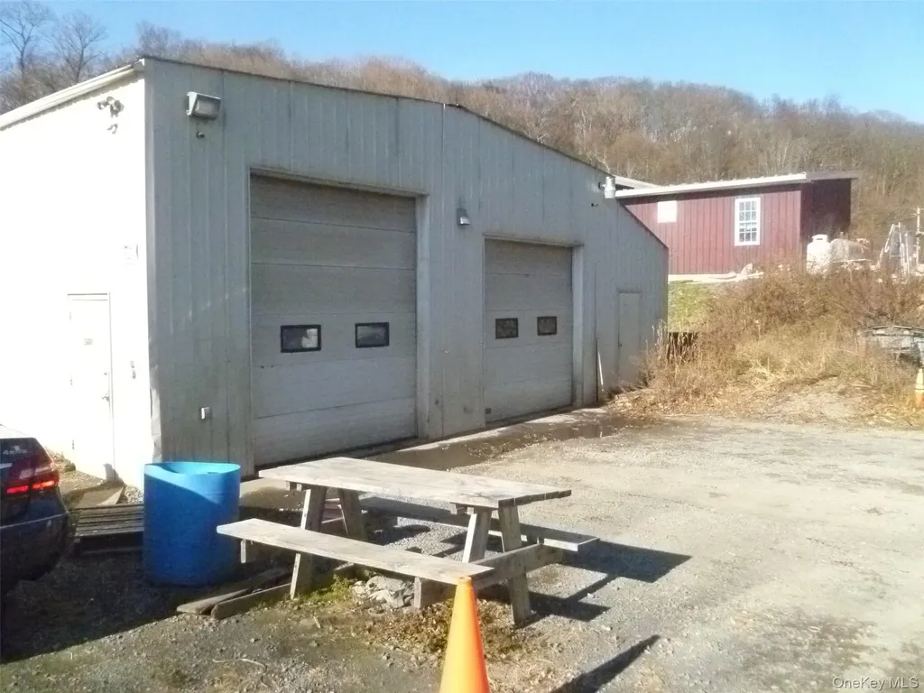 1104 Route 9w Marlboro NY 12542