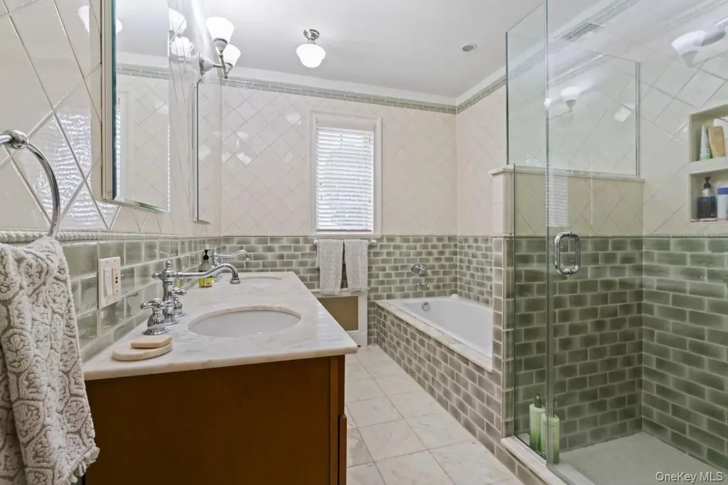 14910 7th Avenue Whitestone NY 11357