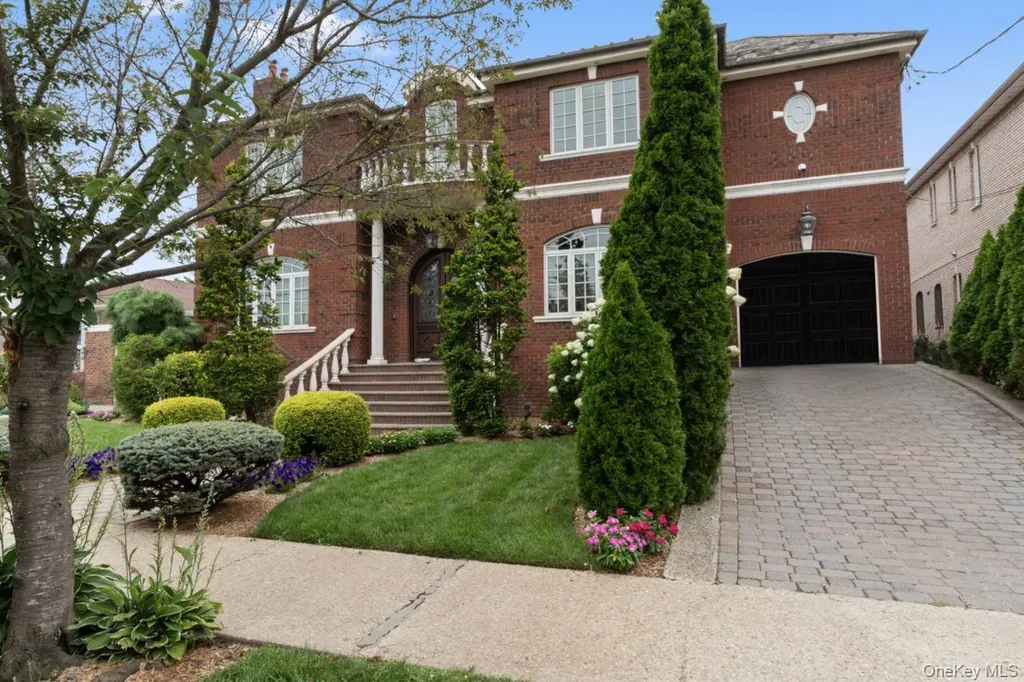 14910 7th Avenue Whitestone NY 11357