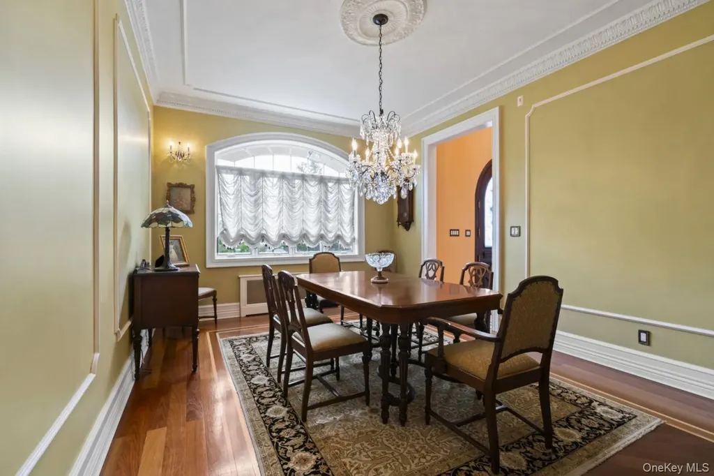 14910 7th Avenue Whitestone NY 11357