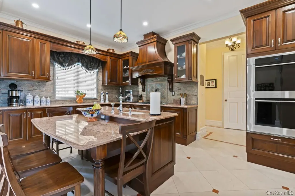14910 7th Avenue Whitestone NY 11357
