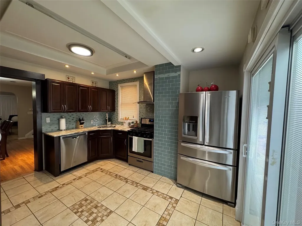 7817 64th Street Glendale NY 11385
