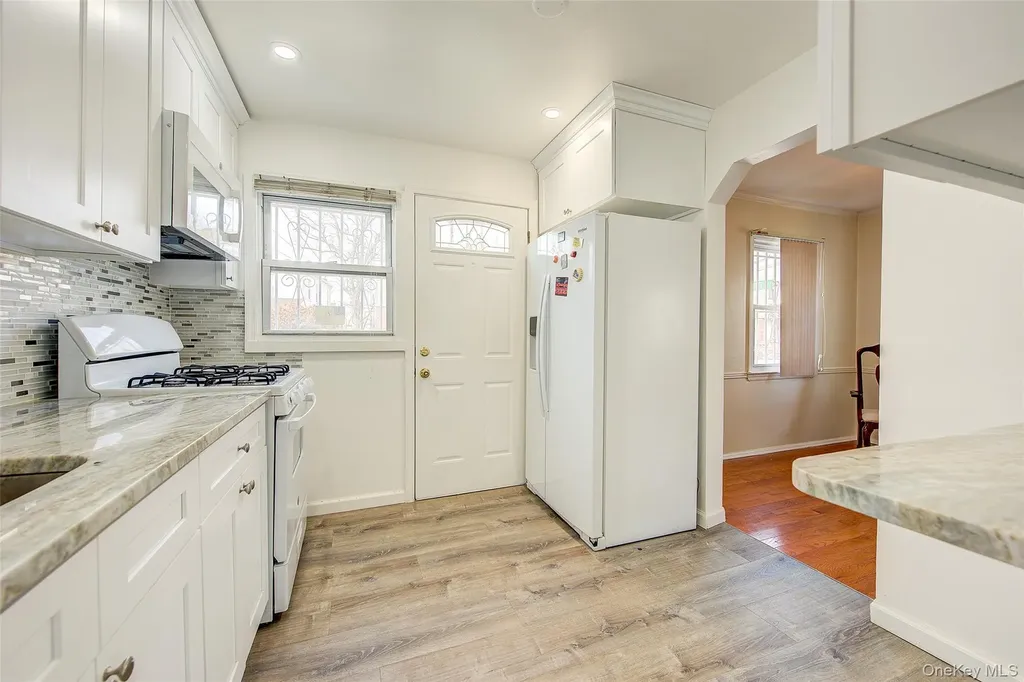 220-04 103rd Avenue Cambria Heights NY 11429