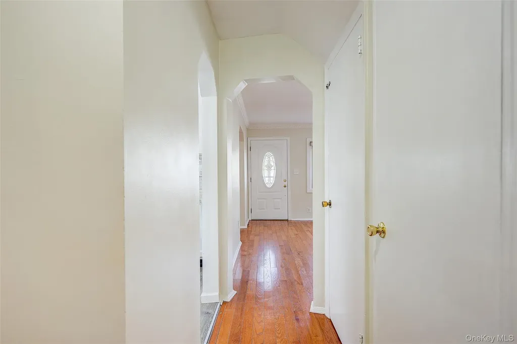 220-04 103rd Avenue Cambria Heights NY 11429