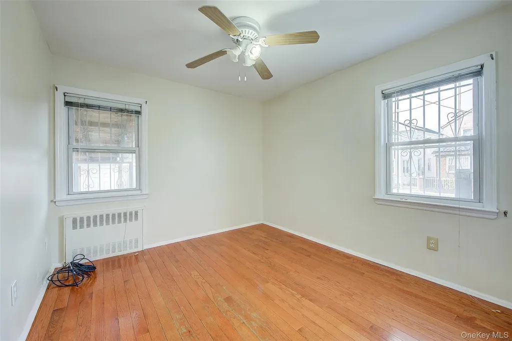 220-04 103rd Avenue Cambria Heights NY 11429