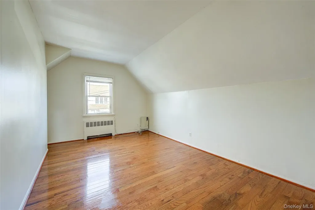 220-04 103rd Avenue Cambria Heights NY 11429