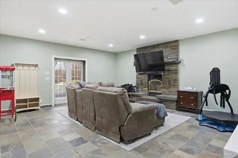 627 Green Lake Road Catskill NY 12015