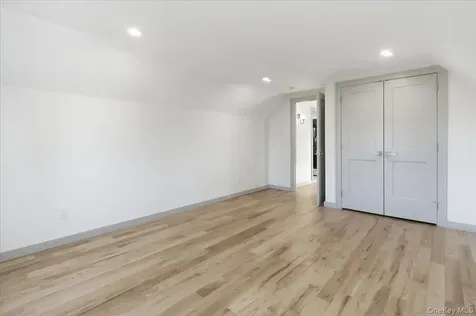 336 2nd Street Greenport NY 11944