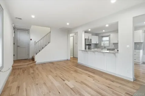 336 2nd Street Greenport NY 11944