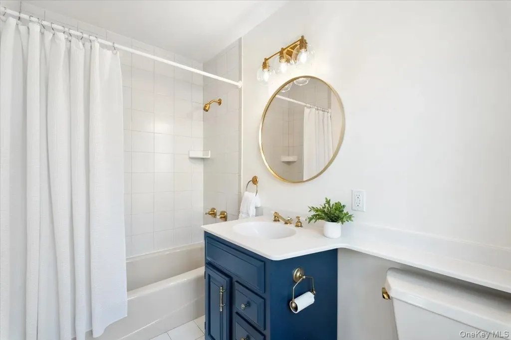 43 Tompkins Road Scarsdale NY 10583