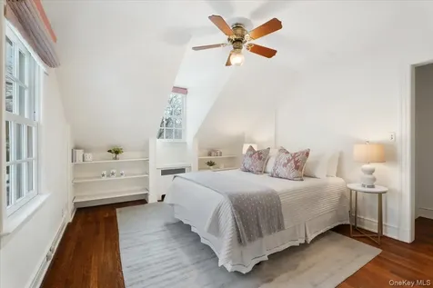43 Tompkins Road Scarsdale NY 10583