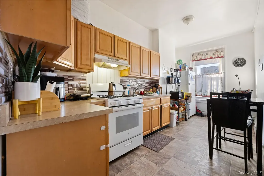 1417 Crotona Avenue Bronx NY 10456