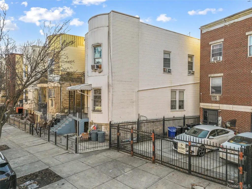 1417 Crotona Avenue Bronx NY 10456
