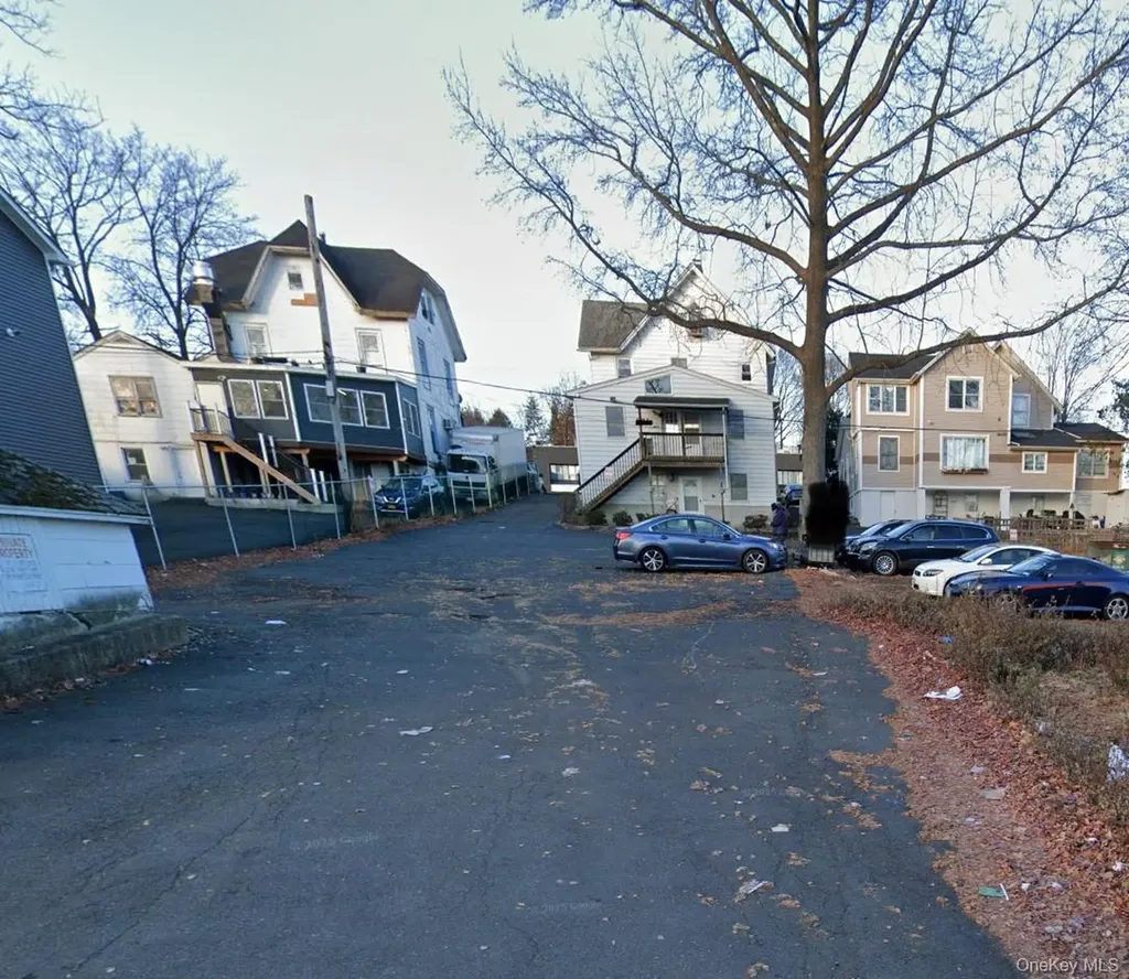 20 S Main Street Spring Valley NY 10977